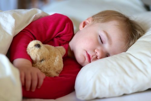 Apprendre aux enfants à dormir seuls