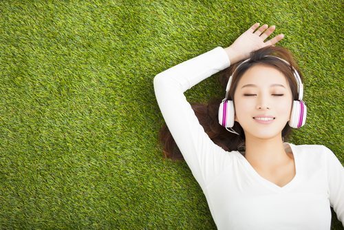 Combattre l'insomnie grâce à la musique